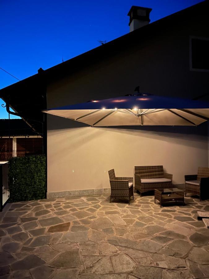 Al Laghetto La Morra Bed & Breakfast ภายนอก รูปภาพ